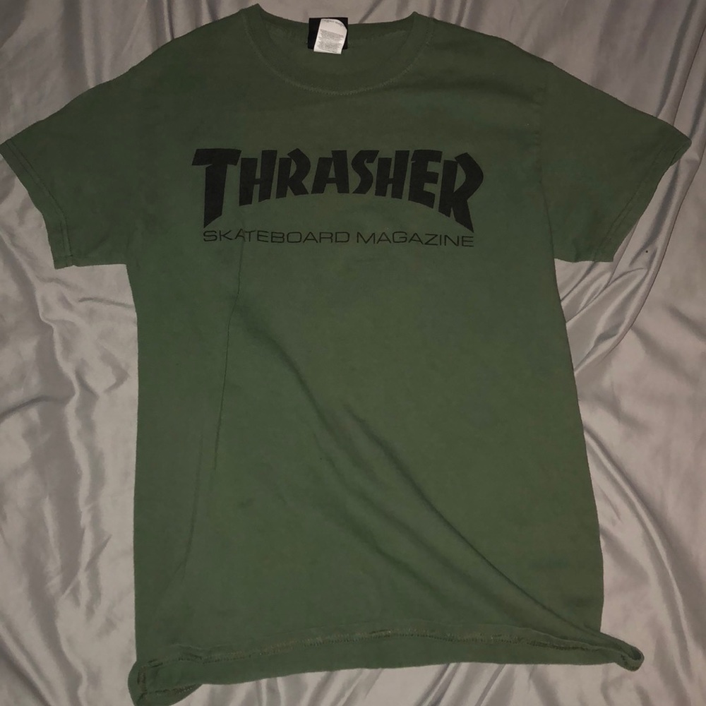 Men's Green thrasher t shirt size: small